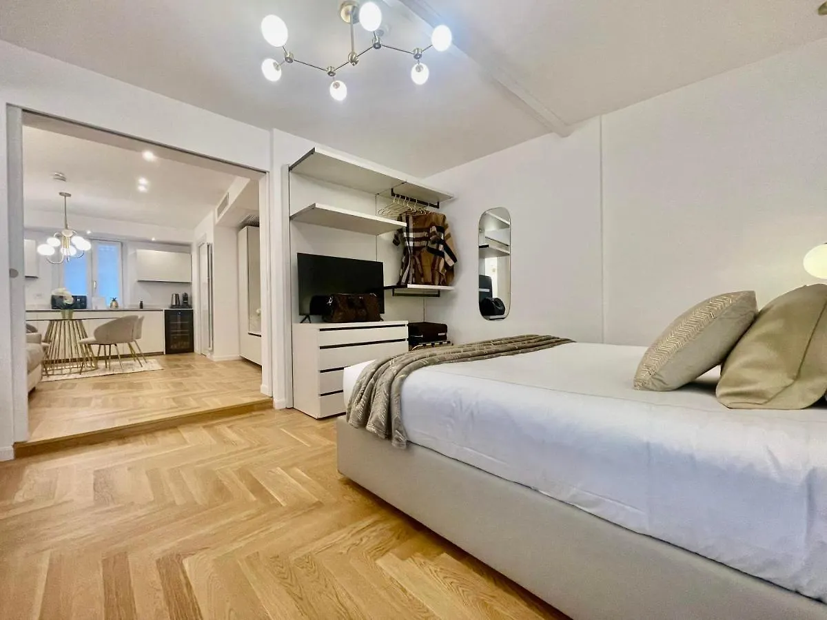 Bellagio Luxury Suites Apartments Italy
