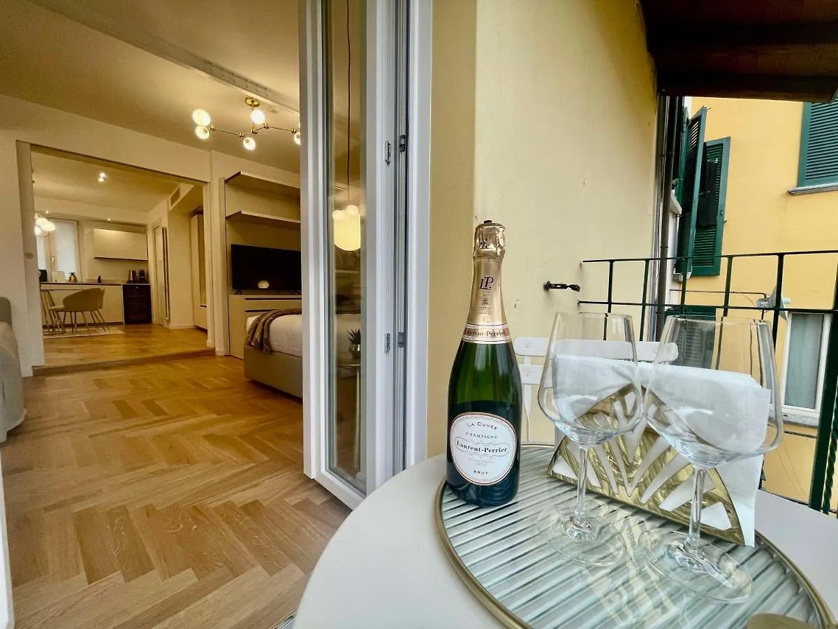 Bellagio Luxury Suites Apartments 0*,