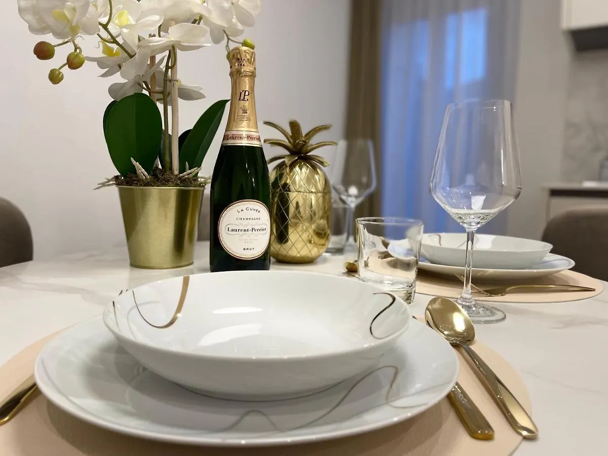 Bellagio Luxury Suites Apartments